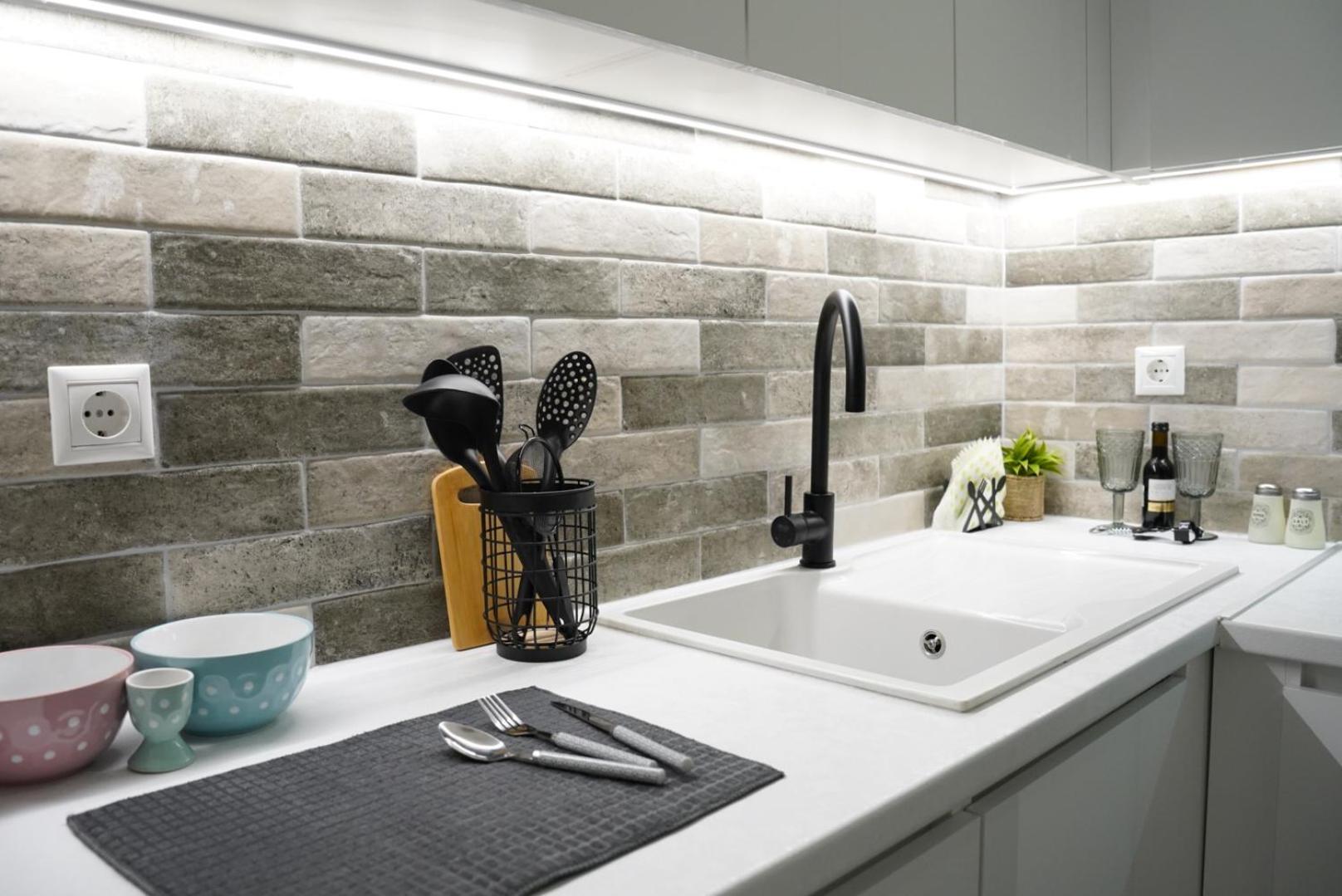 Bright & Cozy Apartment, أثينا المظهر الخارجي الصورة